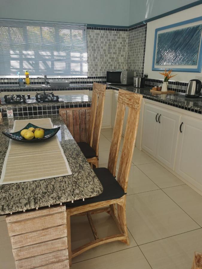 Villa Charme De L'Ile La Digue Bagian luar foto